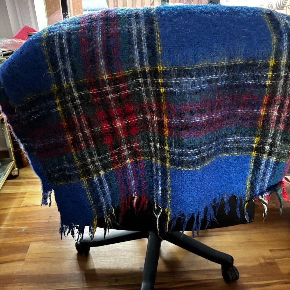 Geoffrey Highland Crafts Vintage plaid BLUE throw blanket